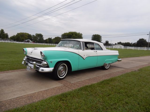 1955 Ford convertible fairlane