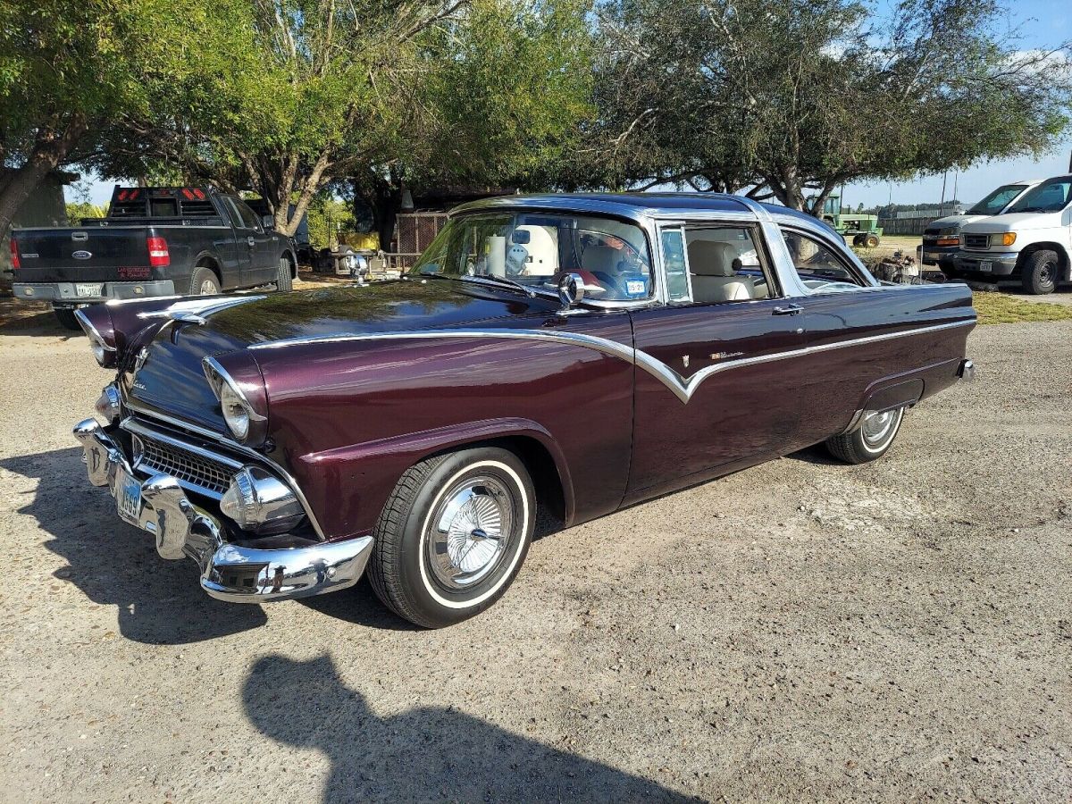 1955 Ford Crown Victoria