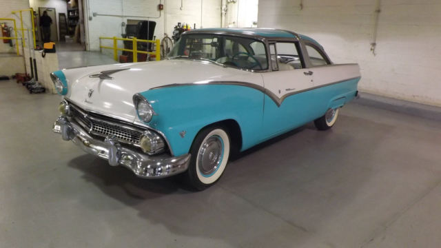 1955 Ford Crown Victoria