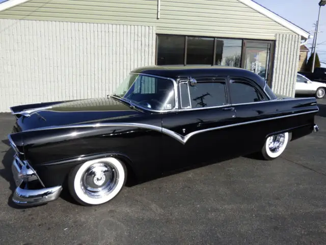 1955 Ford Customline Coupe