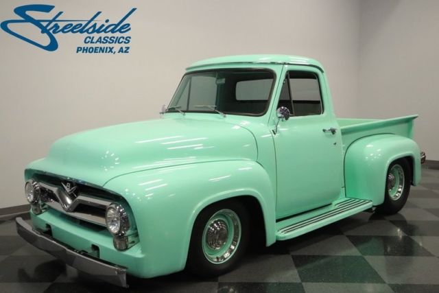 1955 Ford F-100 --