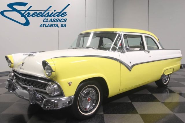 1955 Ford Fairlane --