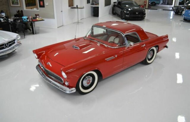 1955 Ford Thunderbird --