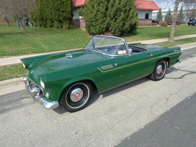 1955 Ford Thunderbird