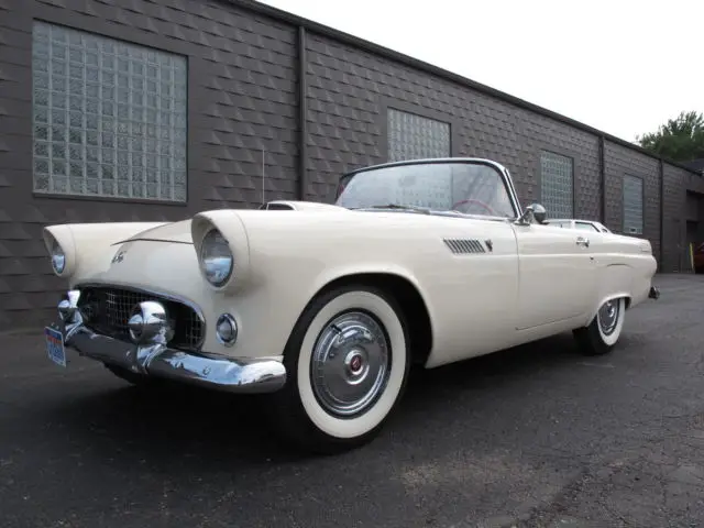 1955 Ford Thunderbird