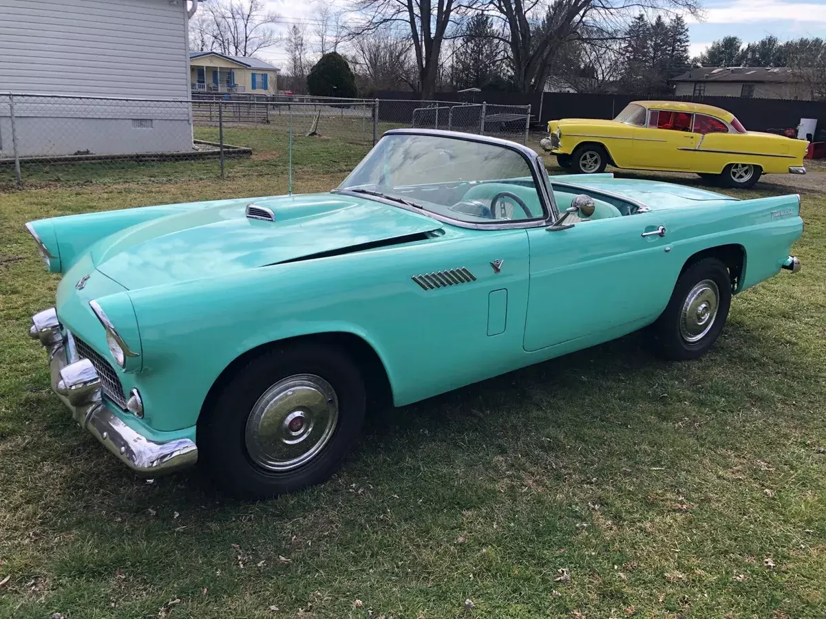 1955 Ford Thunderbird