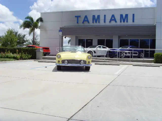 1955 Ford Thunderbird