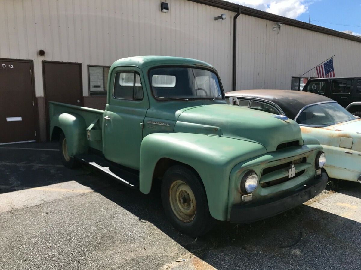 1955 International Harvester R110