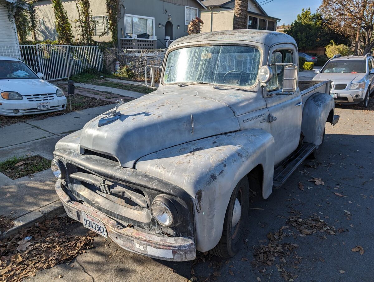 1955 International Harvester R110