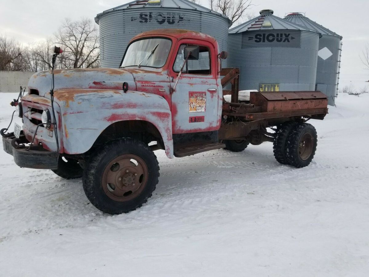 1955 International Harvester R160