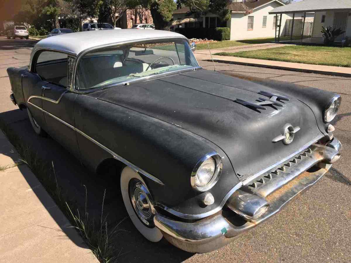 1955 Oldsmobile 88 Holiday