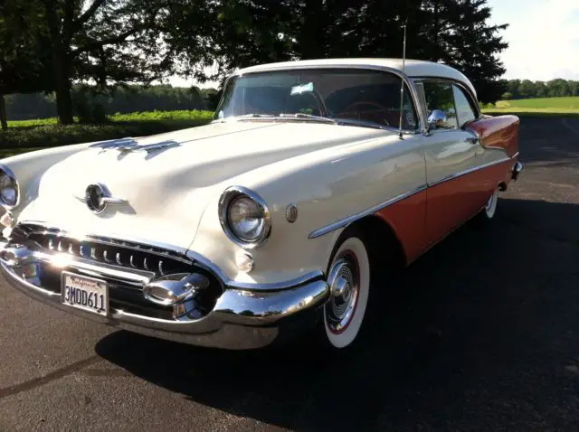 1955 Oldsmobile Eighty-Eight Holiday Super 88