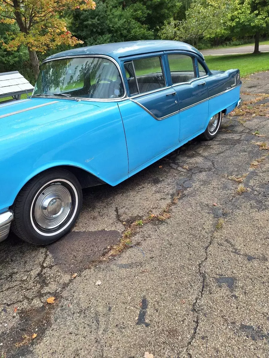 1955 Pontiac Catalina 4 door