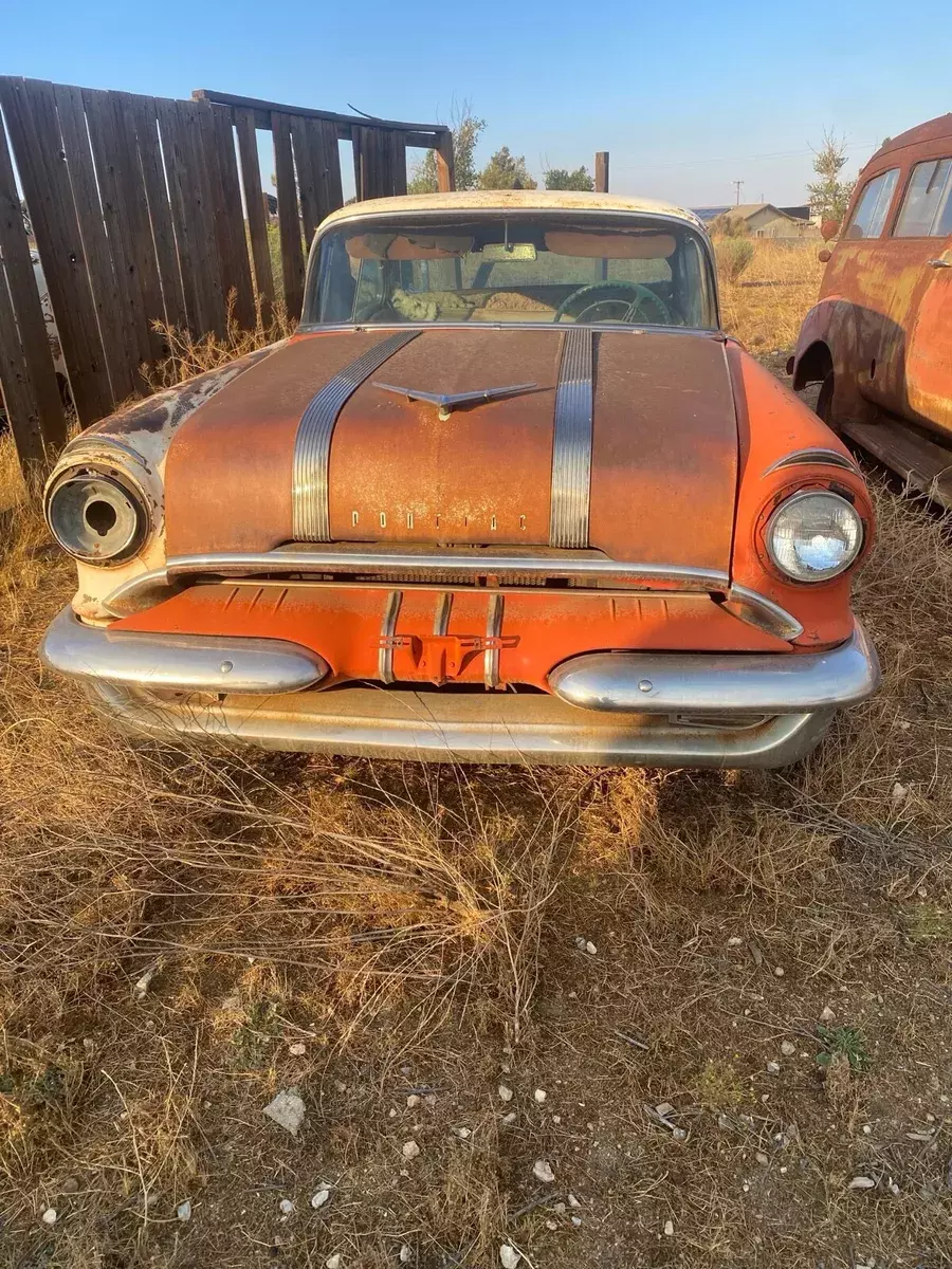 1955 Pontiac Chieftain Hardtop