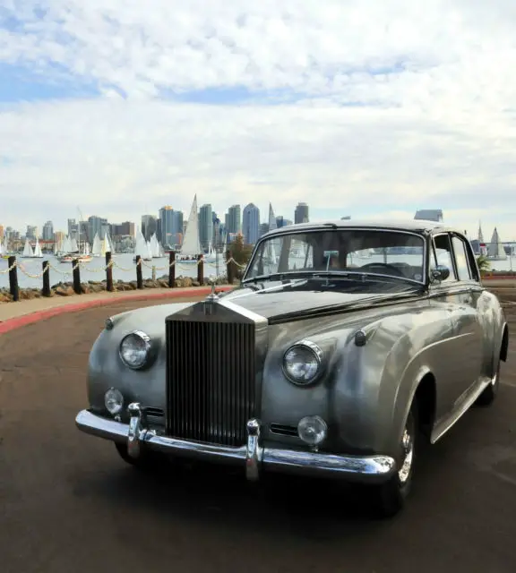 1955 Rolls-Royce Silver Cloud