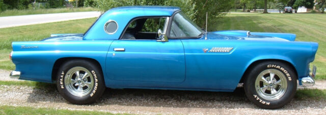 1955 Ford Thunderbird