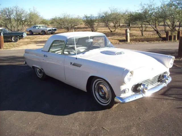 1955 Ford Thunderbird