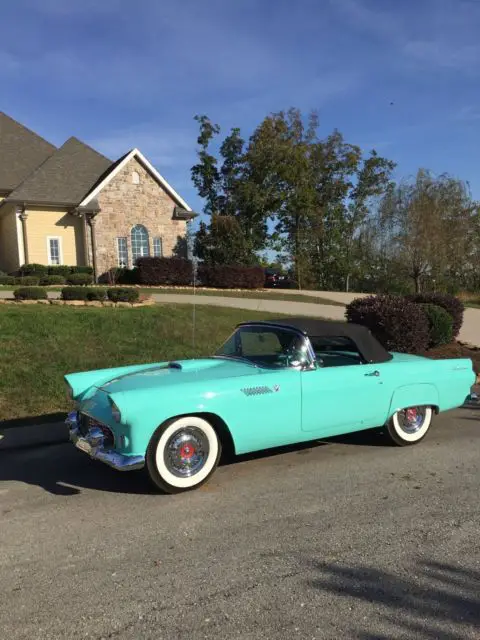 1955 Ford Thunderbird