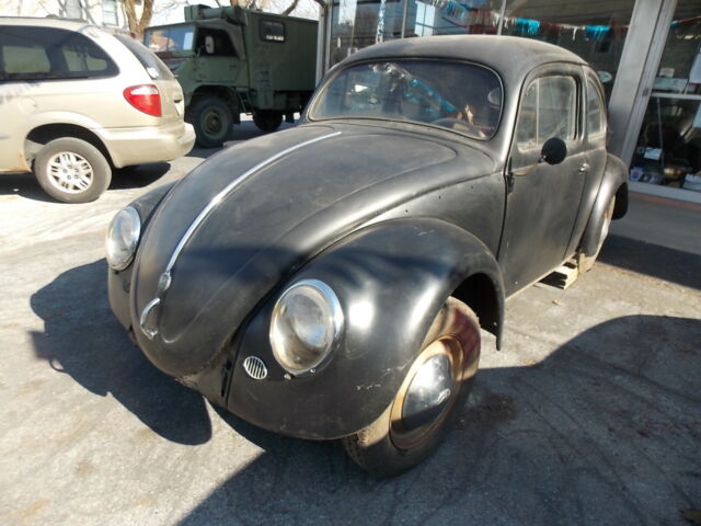 1955 Volkswagen Beetle - Classic gray vinyl