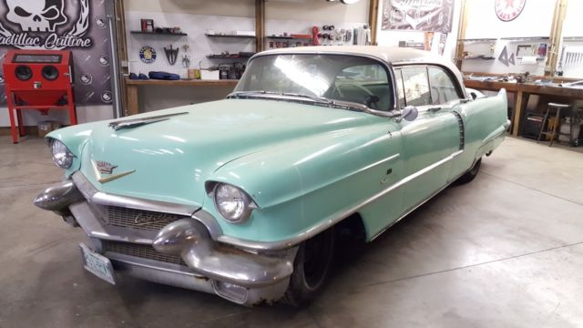 1956 Cadillac Sedan Deluxe