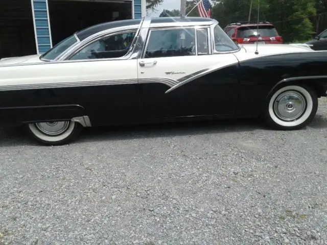 1956 Ford Crown Victoria