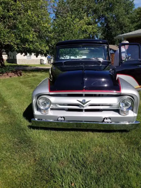 1956 Ford F-100