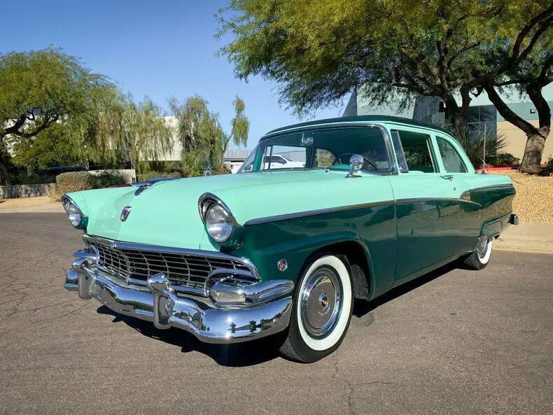 1956 Ford Customline 2dr Sedan