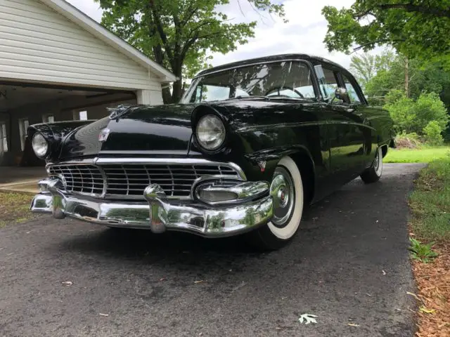 1956 Ford Fairlane Customline