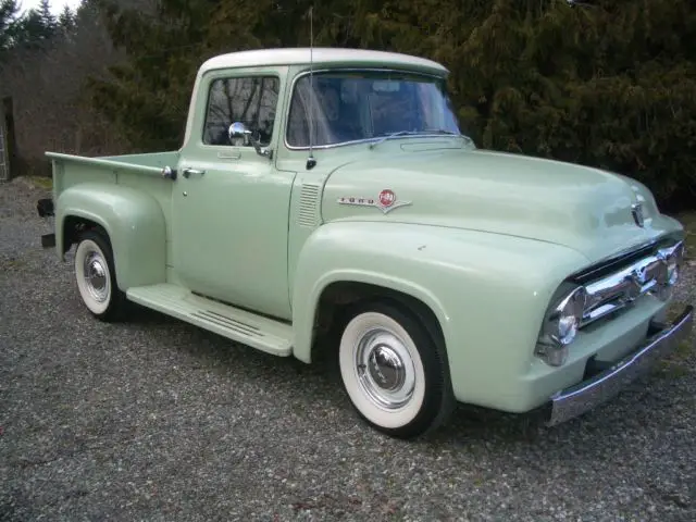 1956 Ford F-100