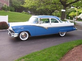 1956 Ford Fairlane Continentail