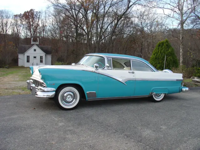 1956 Ford Fairlane