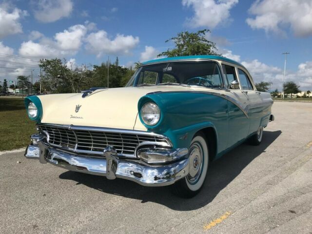 19560000 Ford Fairlane