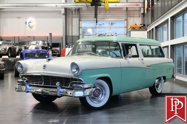 1956 Ford Ranch Wagon --