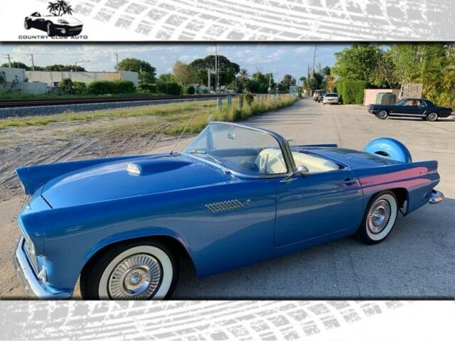 1956 Ford Thunderbird --