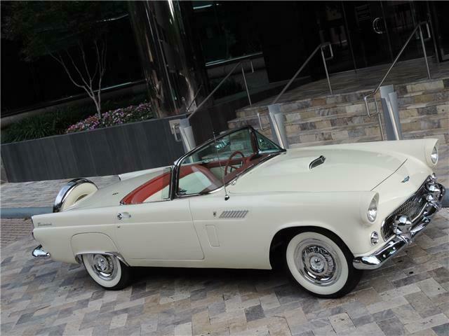 1956 Ford Thunderbird --