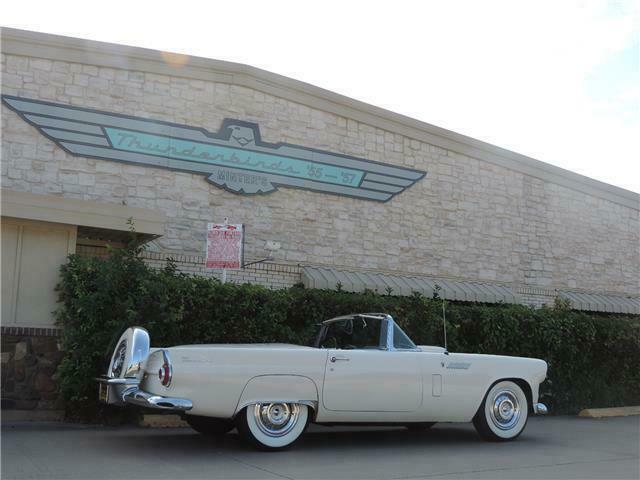 1956 Ford Thunderbird --