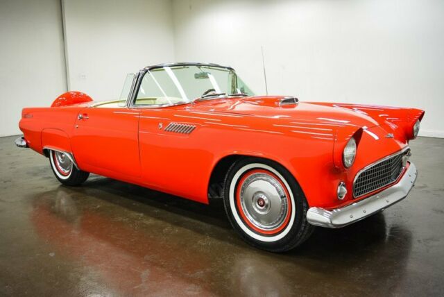 1956 Ford Thunderbird --