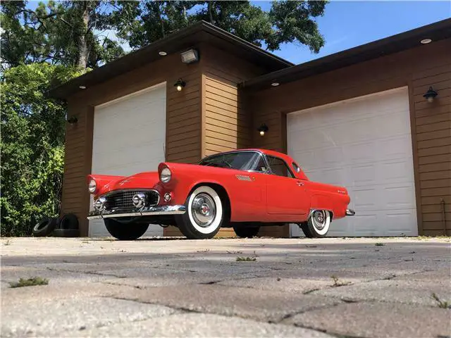 1956 Ford Thunderbird --