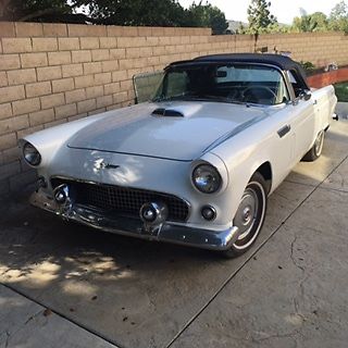 1956 Ford Thunderbird