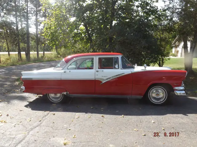 1956 Ford Fairlane