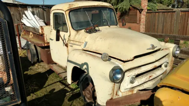 1956 International Harvester S132 Dump Truck