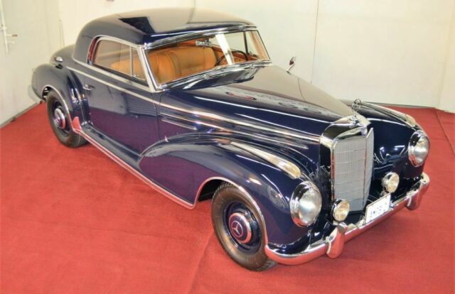 1956 Mercedes-Benz 300S Coupe --