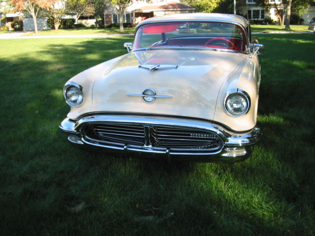1956 Oldsmobile Eighty-Eight SUPER 88 HOLIDAY