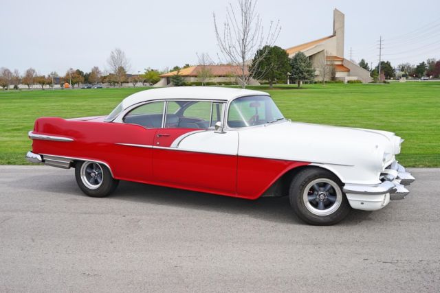 1956 Pontiac Catalina --