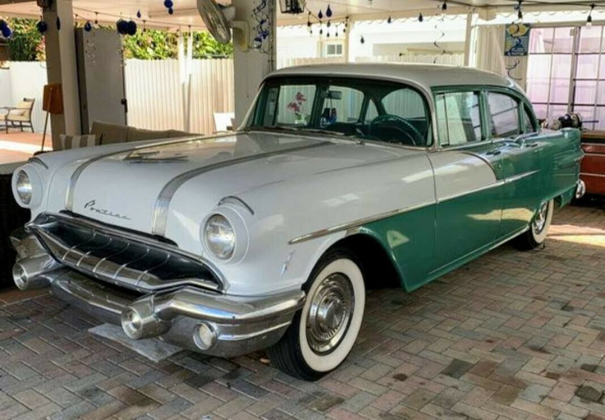 1956 Pontiac Chieftain