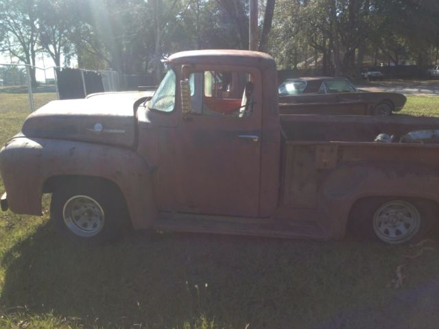 1956 Ford F-100