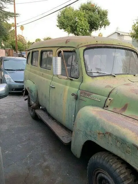 1957 International Harvester Travelall