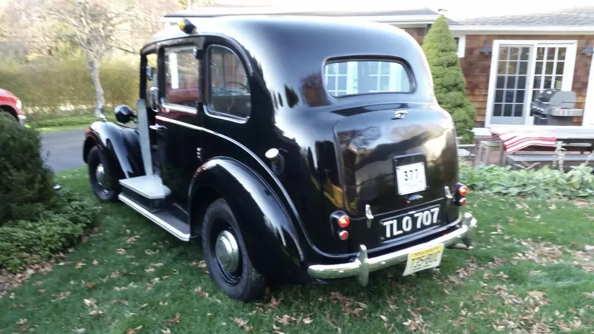 1957 Austin 3 Litre taxi