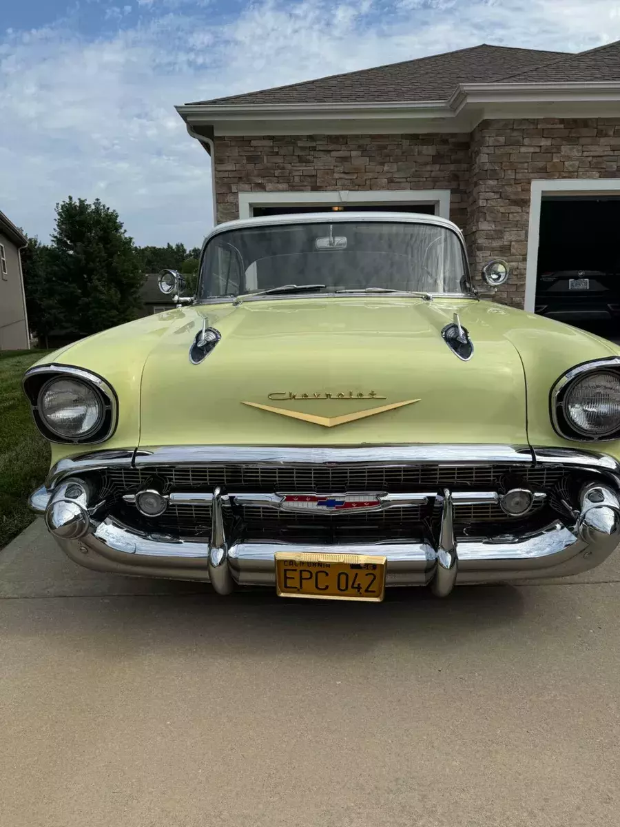 1957 Chevrolet Bel Air/150/210