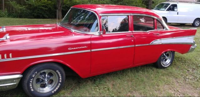 1957 Chevrolet Bel Air/150/210